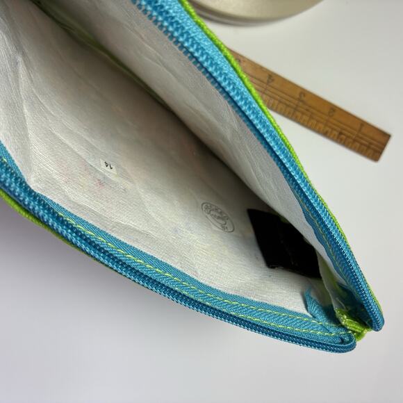 NEW Laurel Burch Cotton Canvas Cosmetic Bag DOGS Makeup Bag 6 x 9 Black Artistic - Picture 4 of 4